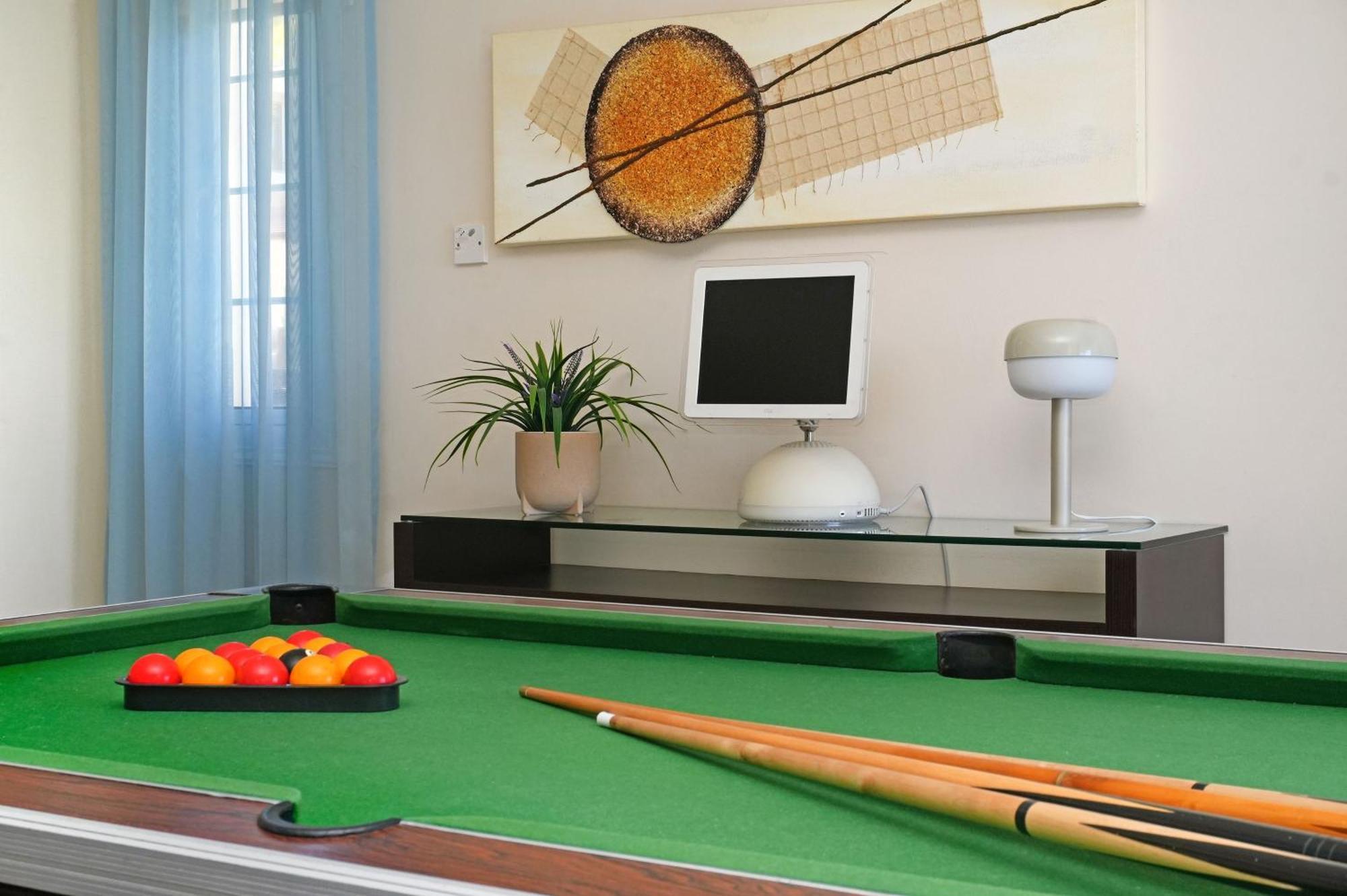 Villa Oceania - Beachfront Paralimni Zewnętrze zdjęcie